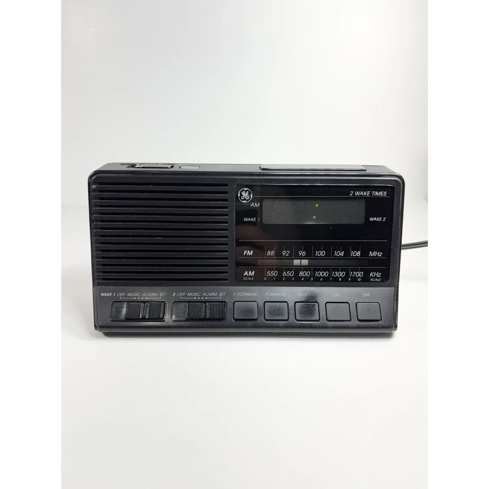 Vintage GE Radio Alarm Clock 7-4648B Black AM FM Radio Dual Alarm Snooze Digital